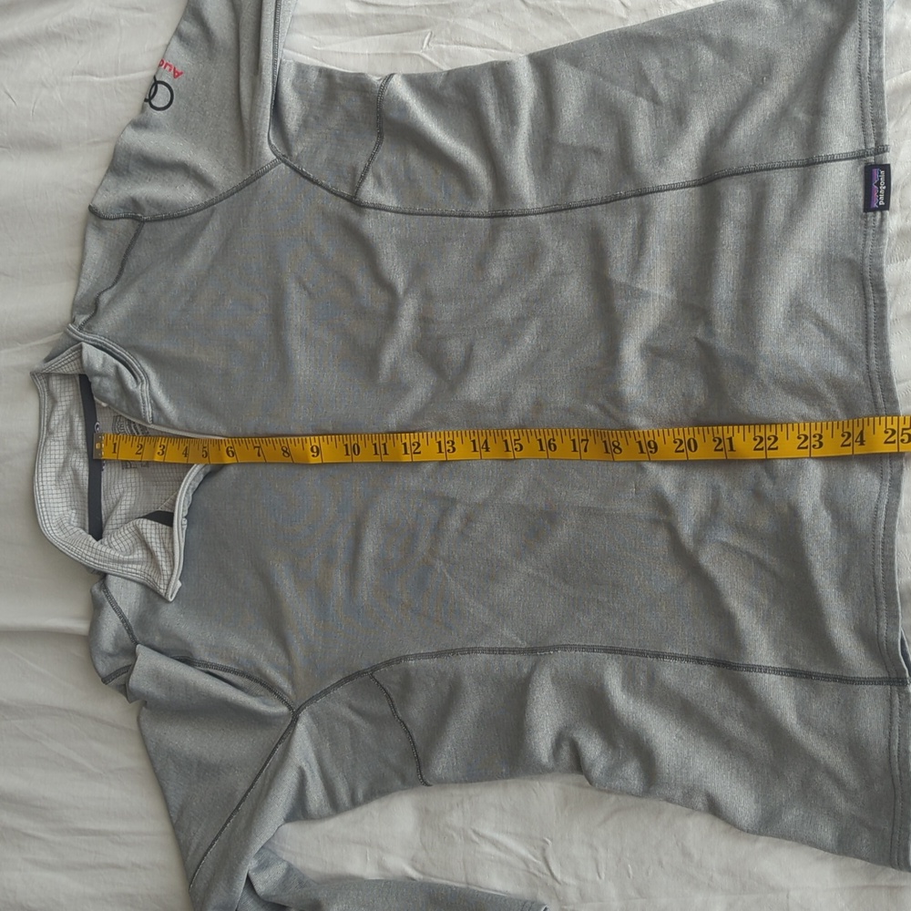 Patagonia  Midweight Capilene Base layer Gray Quarter-Zip Pullover with AudLogoo - Picture 7 of 7